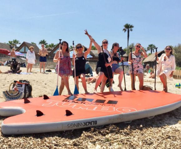 Location de paddle géant sur la plage de Pampelonne dans le Golfe de Saint Tropez Location de paddle géant sur la plage de Pampelonne dans le Golfe de Saint Tropez
