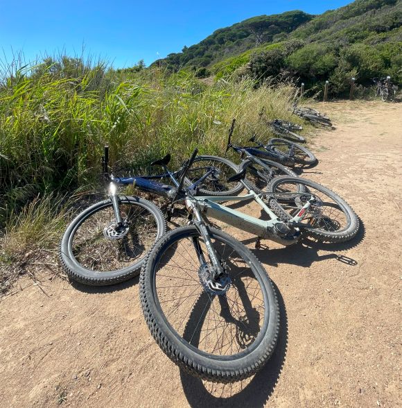 Randonnée en VTT sur la presqu'île de Saint Tropez Randonnée en VTT sur la presqu'île de Saint Tropez